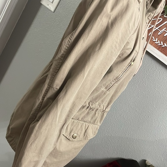 Love Tree Lightweight Utility Jacket - Picture 4 of 12